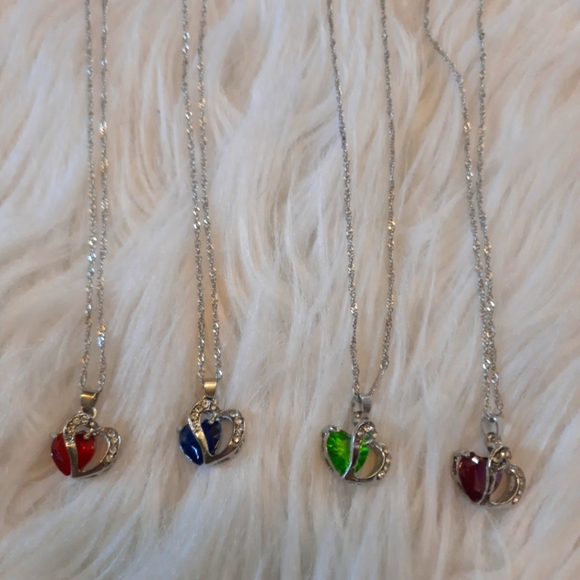 925 Silver Chain Heart & Crystal Pendant - Picture 7 of 10